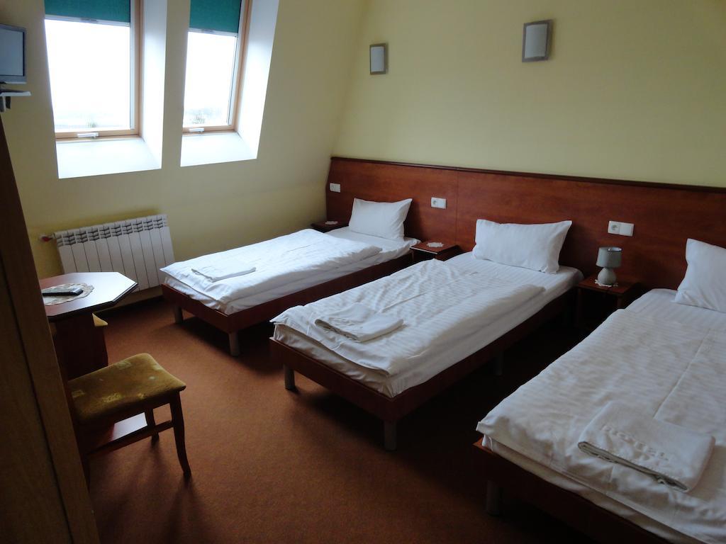 Hotel Wielkopolanka Środa Wielkopolska Cameră foto