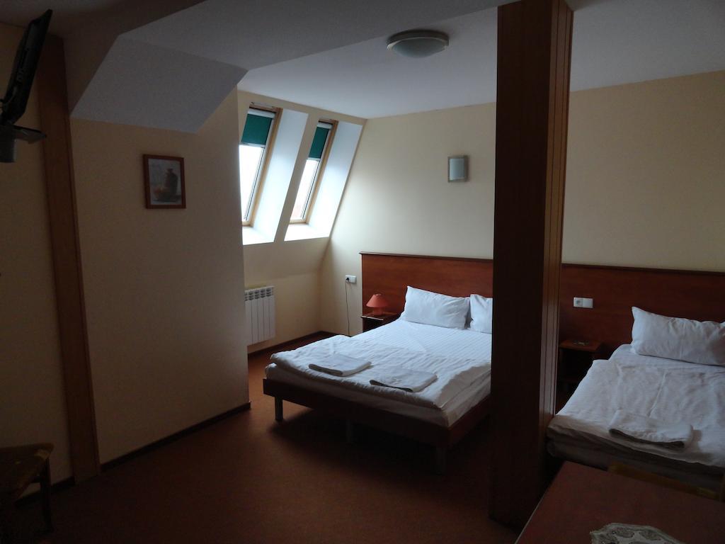 Hotel Wielkopolanka Środa Wielkopolska Cameră foto